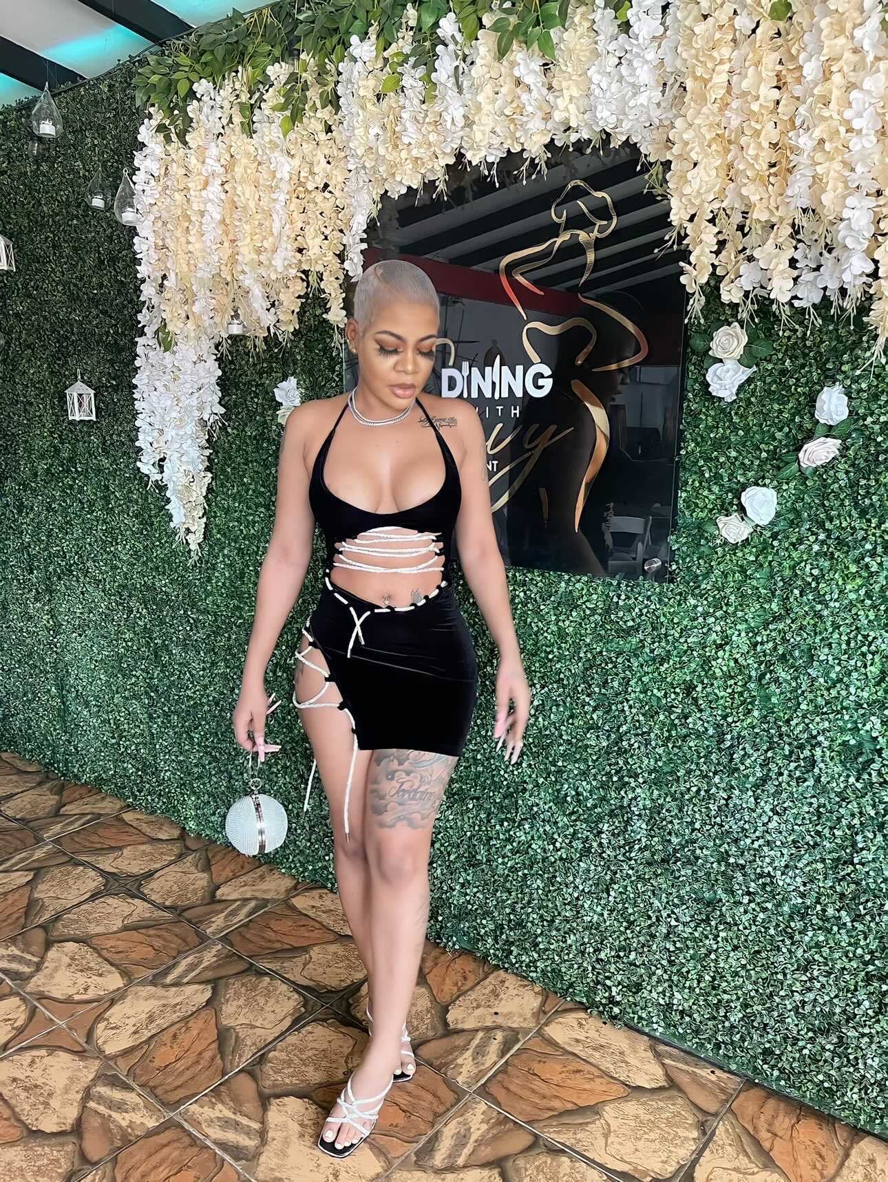 Diamond lace